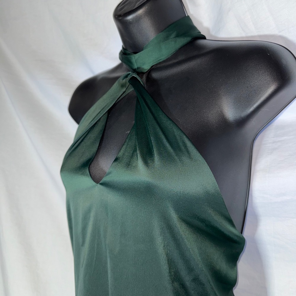 NWT Gianni Bini Taytum Satin Mini Dress Hunter Green Halter Keyhole Backless - Picture 7 of 7